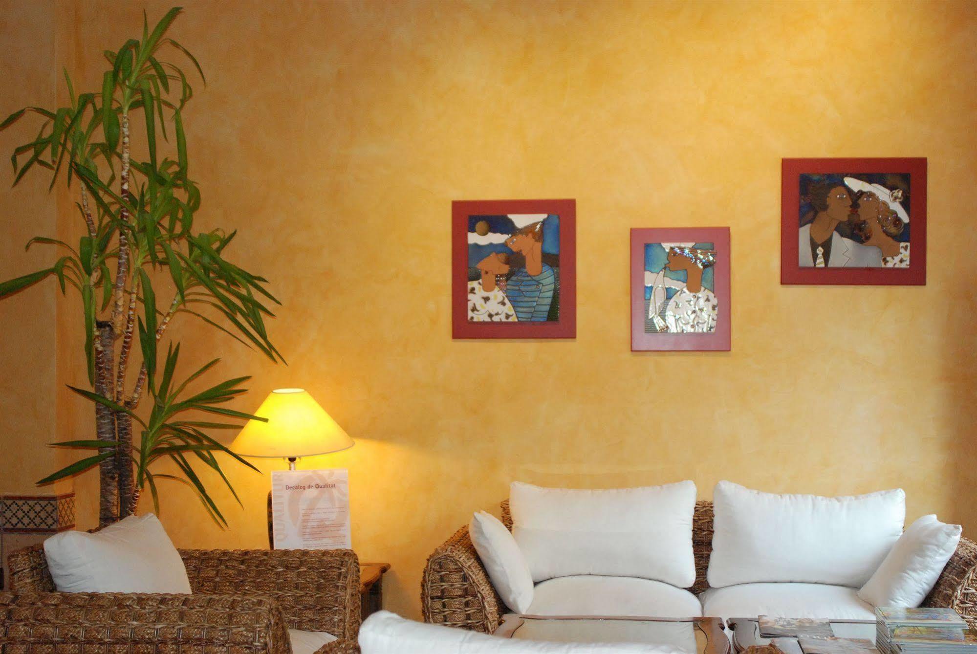 בוקאירנט L'Agora Hotel מראה חיצוני תמונה
