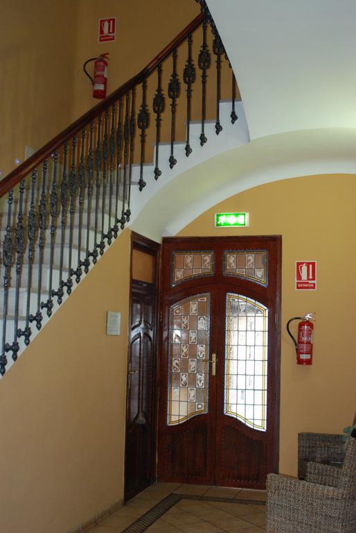 בוקאירנט L'Agora Hotel מראה חיצוני תמונה